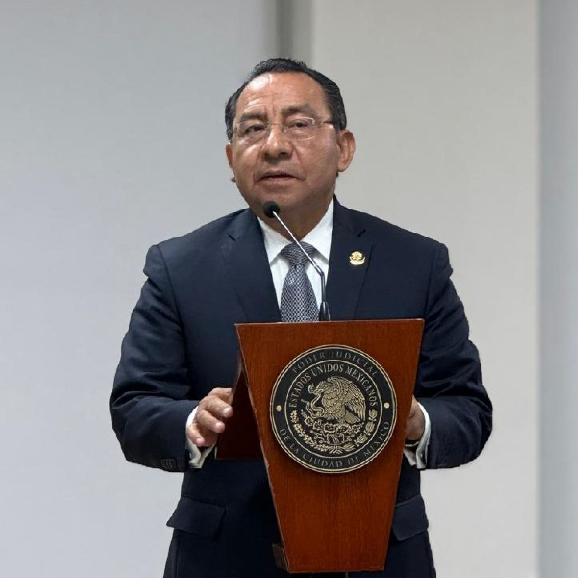 IMPERATIVO ESTUDIO Y REFLEXION SOBRE INTELIGENCIA ARTIFICIAL EN LA IMPARTICION DE JUSTICIA MAG GUERRA ALVAREZ_Mesa de trabajo 1 copia 4