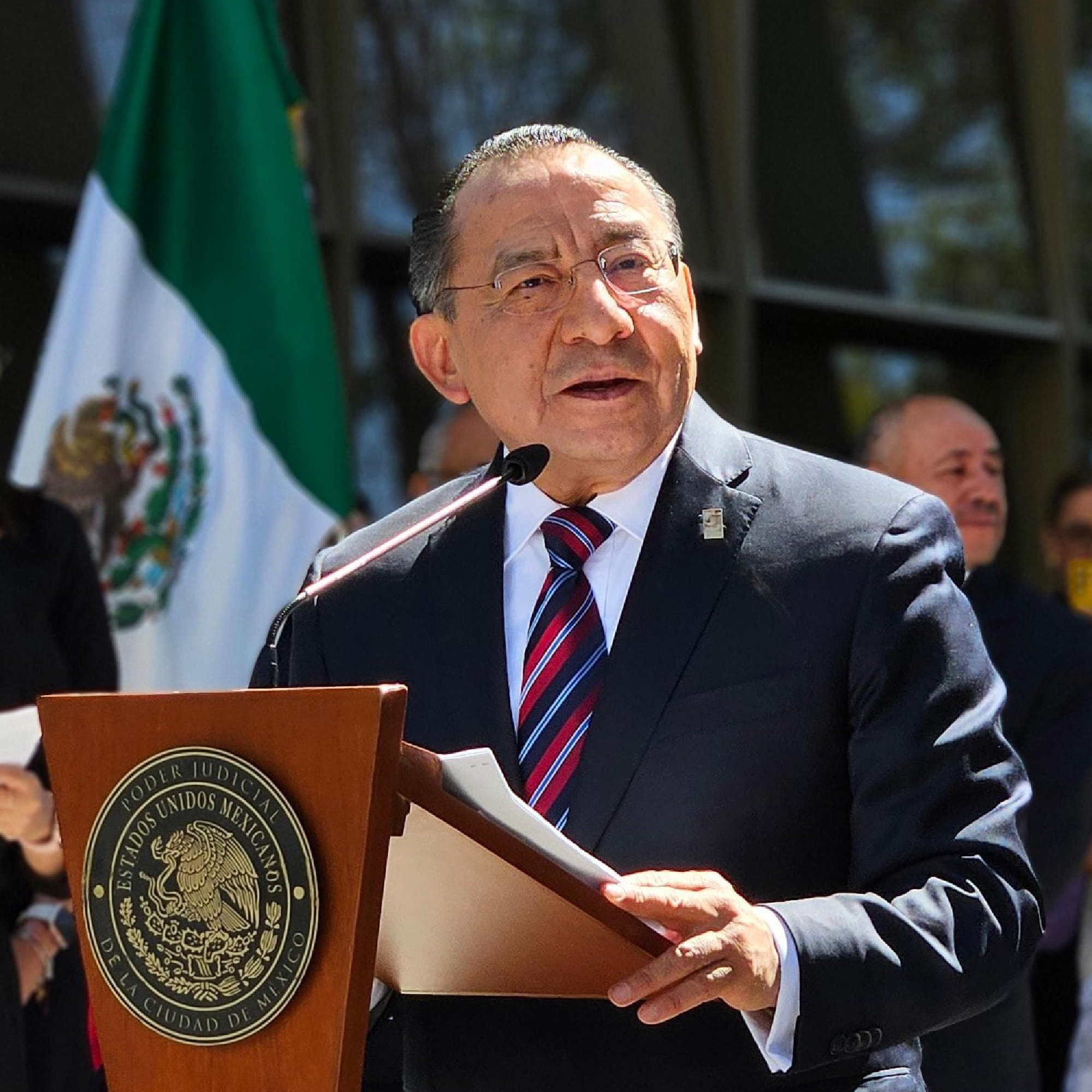 JUSTICIA NO ES UN PRIVILEGIO SINO DERECHO INALIENABLE MAG GUERRA ALVAREZ_Mesa de trabajo 1 copia 2