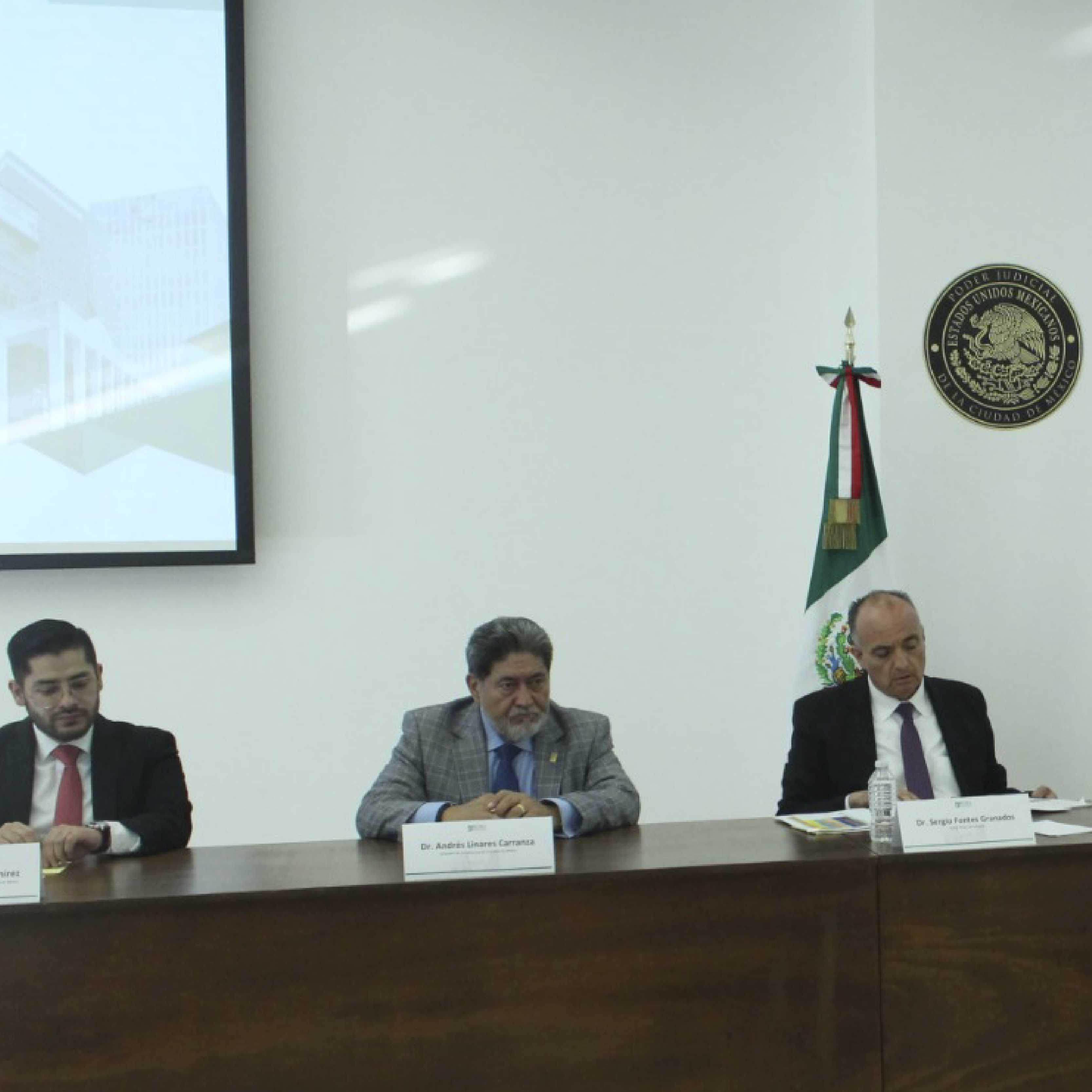 RINDE HOMENAJE PJCDMX A MAGISTRADOS Y MAGISTRADAS EN RETIRO-03